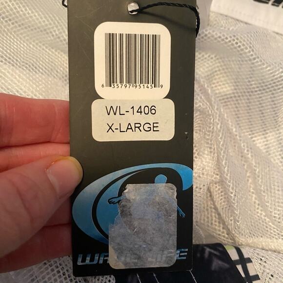 Wave Life Men's XL Swim Board Shorts Green Black Swim Beach Travel Resort NWT - Picture 9 of 11